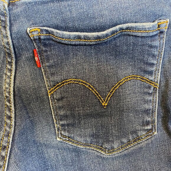 Levis Womens Jeans Size 25 25x28 724 High Rise Straight Raw Hem Stretch Denim Bl - Picture 10 of 15